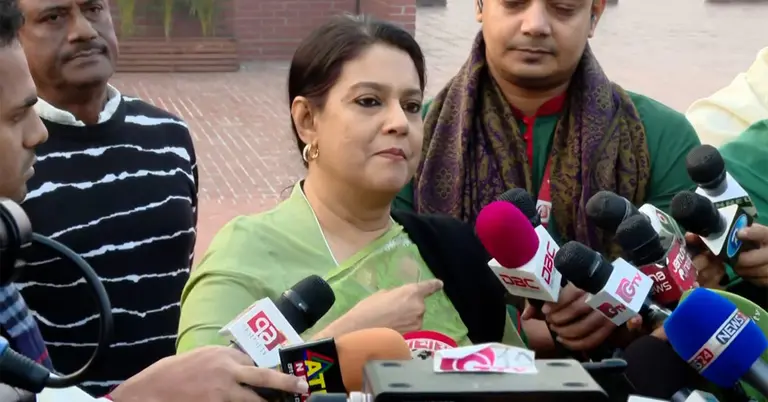 কথা বলছেন সৈয়দা রিজওয়ানা হাসান